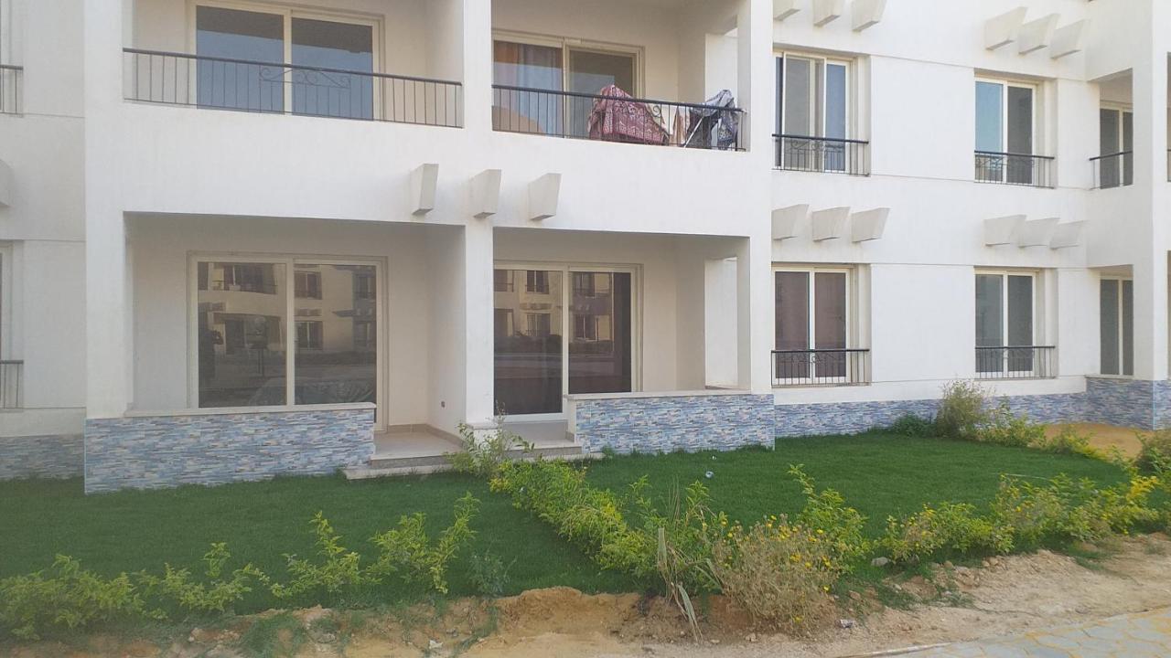 Apartamento Shalih Frsh Fndki Bkria Balmira Bić Alain Alskhnh Ain Sukhna Exterior foto